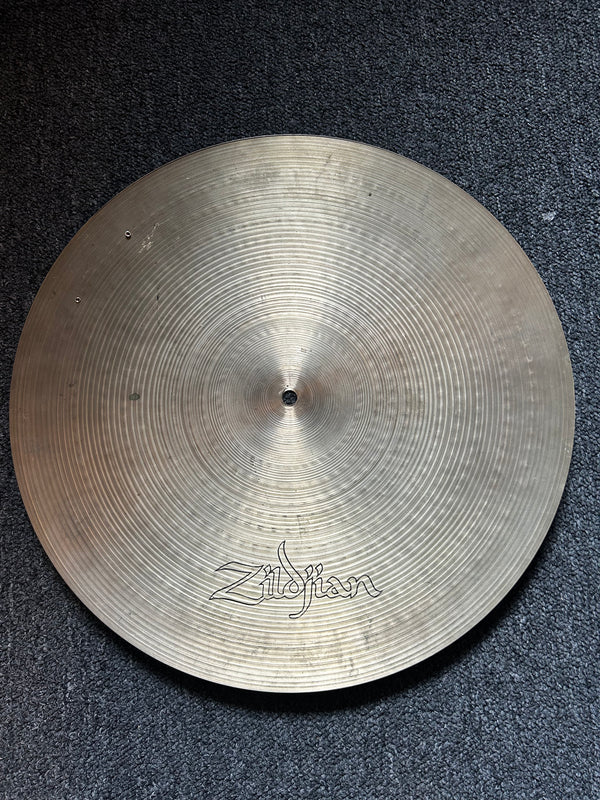 Used ZIldjian A Hollow Logo Flat 18" Ride 2298g