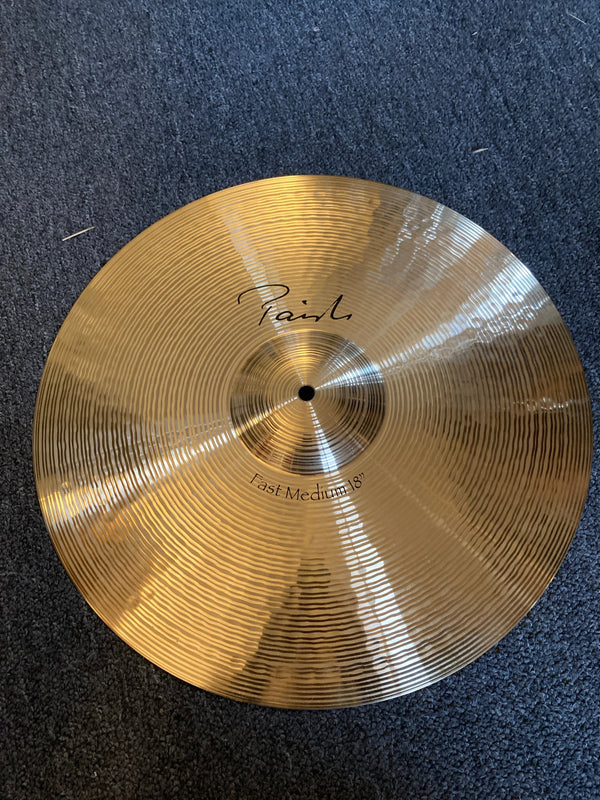 Used Paiste Signature Fast Medium 18